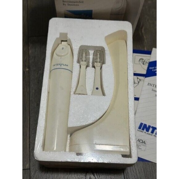 Vintage Interplak Home Plaque Removal Instrument 1992 New Sealed NOS PB-12 Rare - Picture 11 of 12